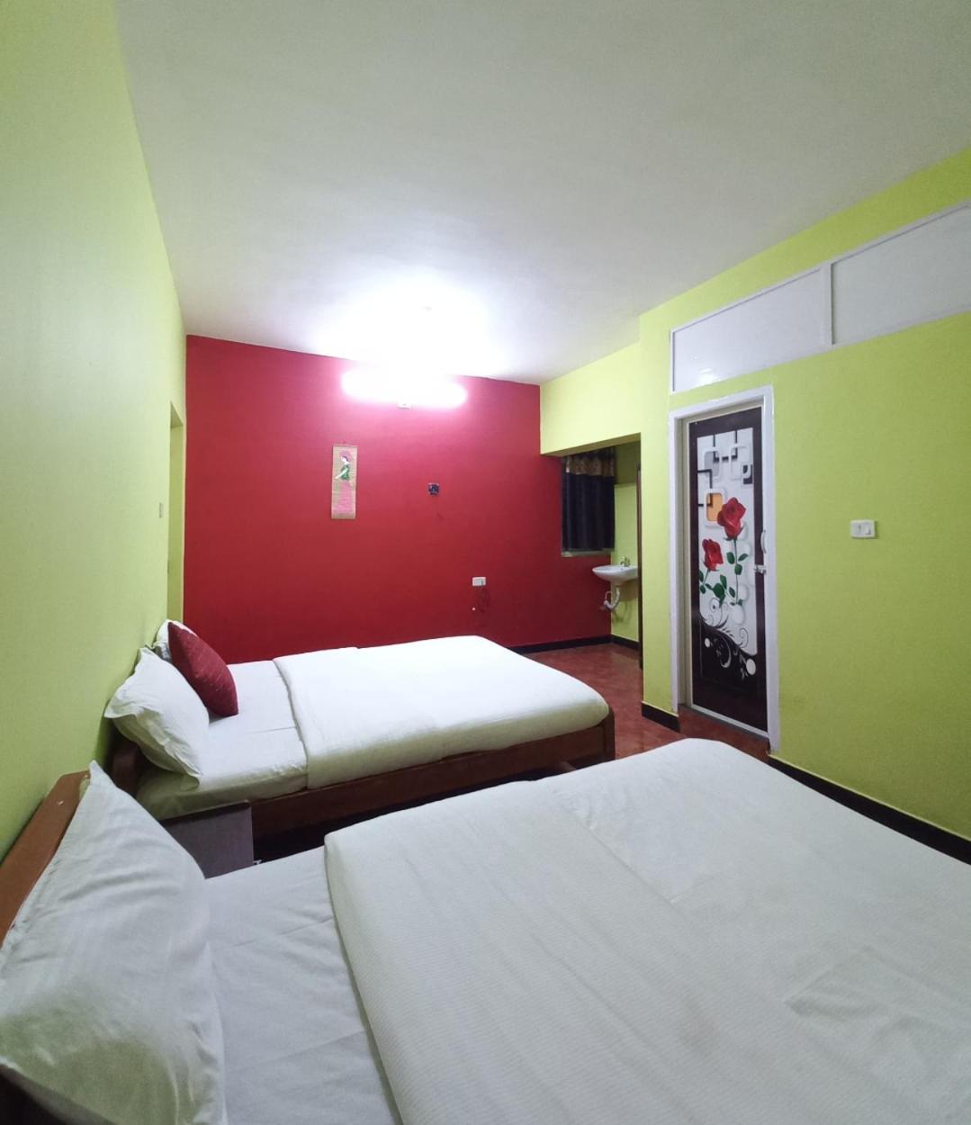 Smile Stone Individual Cottage Уті Екстер'єр фото